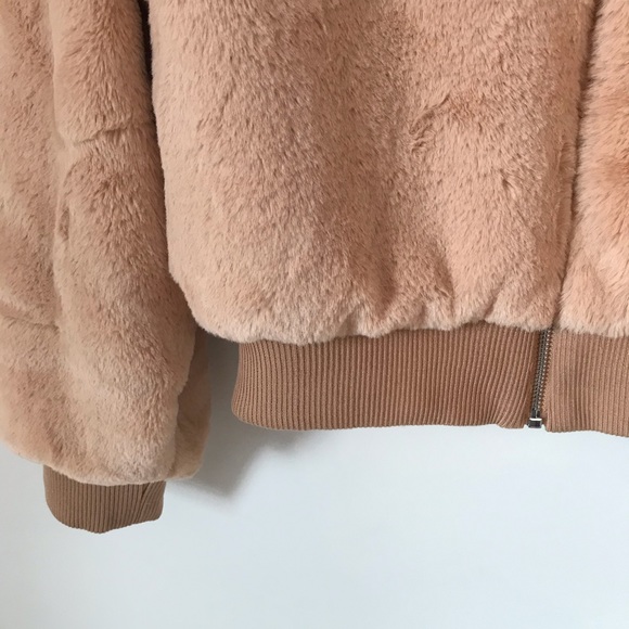 Bomber Jacket Peach Faux Fur Cropped - Picture 3 of 8